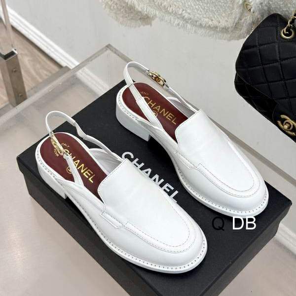 Picture of Chanel Shoes _SKUChanelsz35-40DB04042481